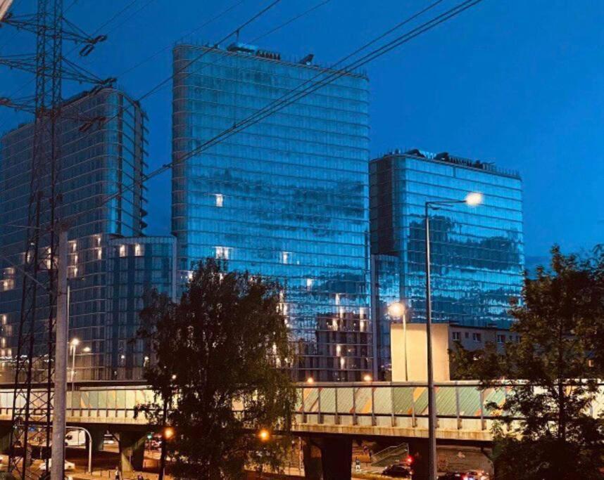 Gustowny Apartament Na Woli Warszawa Exteriör bild