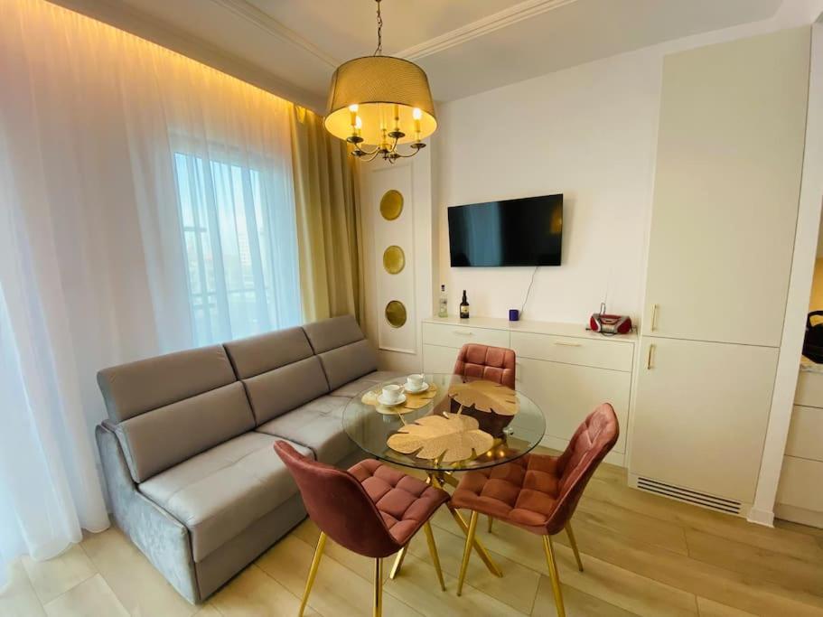 Gustowny Apartament Na Woli Warszawa Exteriör bild